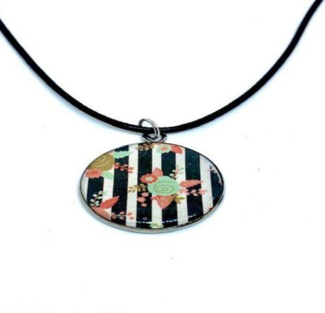 Striped Circular Pendant Necklace